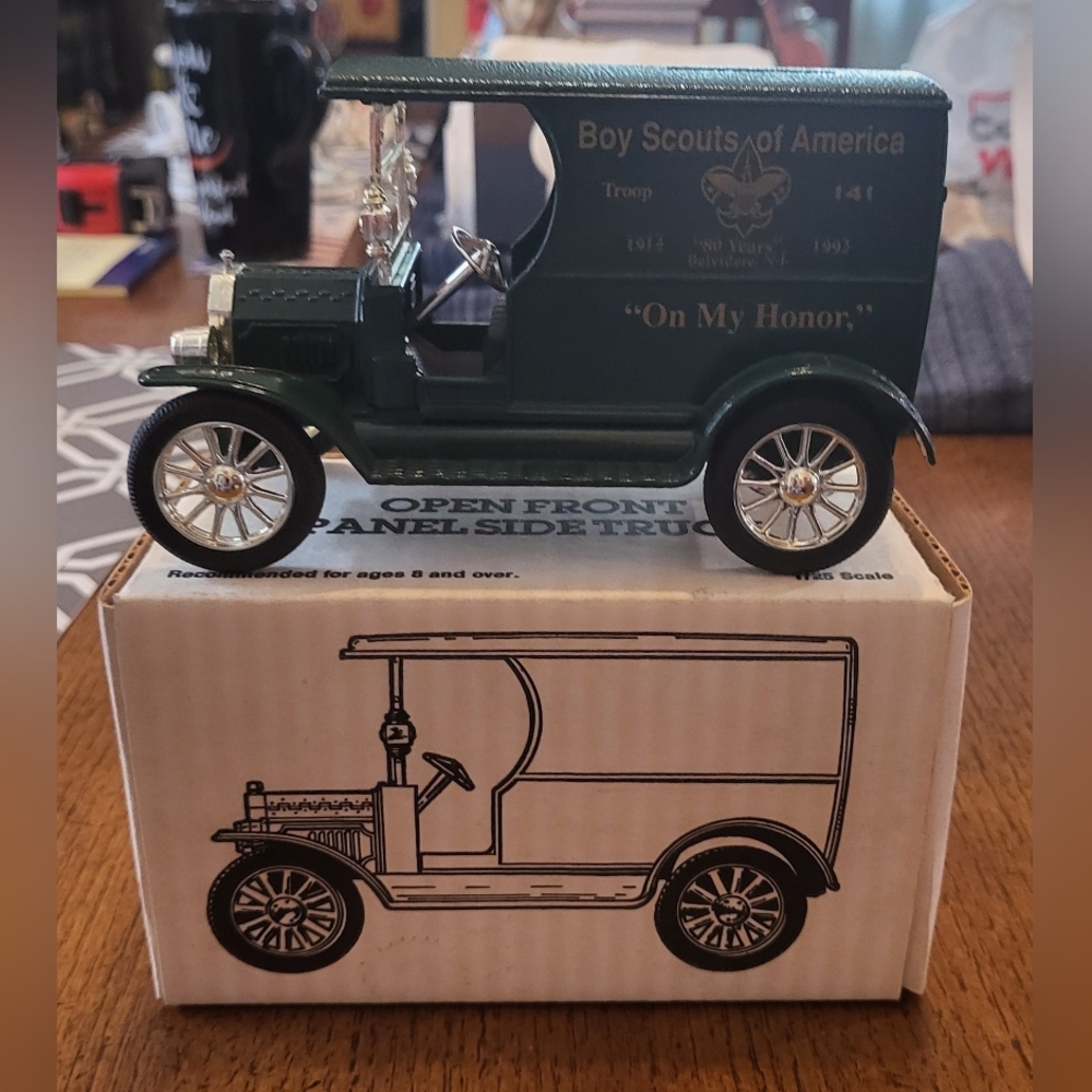 Ertl Boy Scouts 1912 Ford Truck